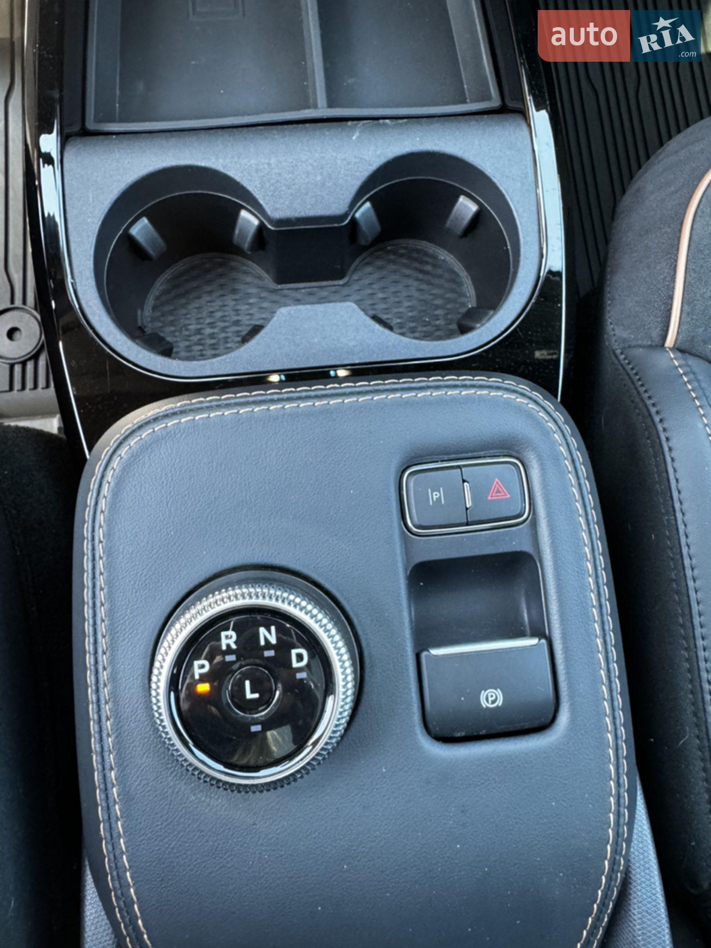 2022 Ford Mustang Mach-E - мініатюра 56
