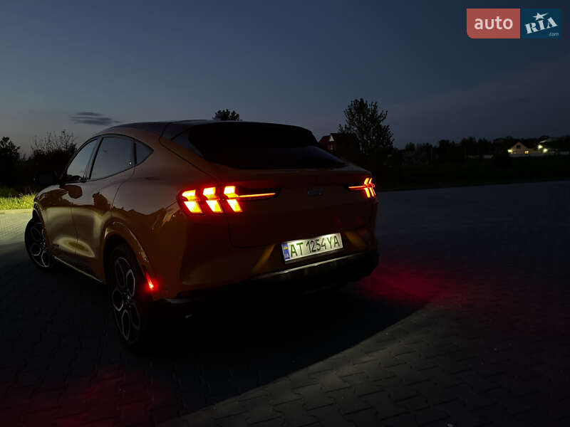 Позашляховик / Кросовер Ford Mustang Mach-E 2022 в Богородчанах