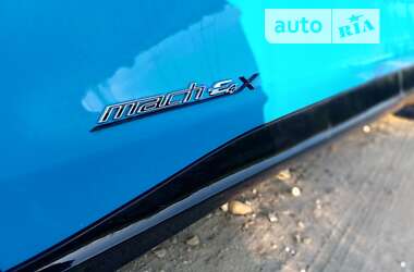 Внедорожник / Кроссовер Ford Mustang Mach-E 2020 в Львове