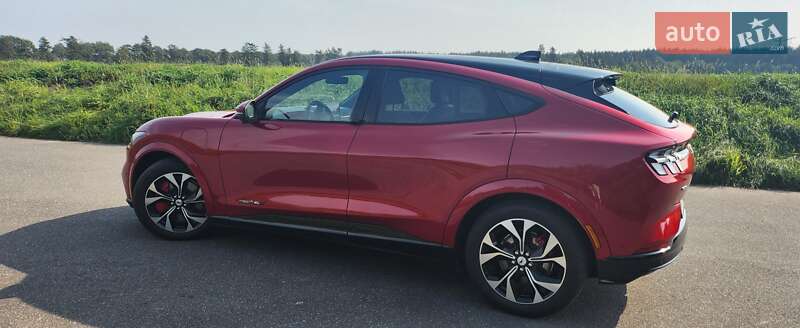 Позашляховик / Кросовер Ford Mustang Mach-E 2021 в Львові