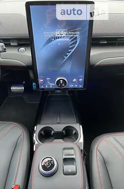 Внедорожник / Кроссовер Ford Mustang Mach-E 2023 в 