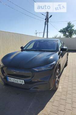 Внедорожник / Кроссовер Ford Mustang Mach-E 2021 в 