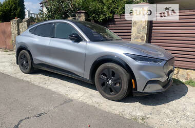 Позашляховик / Кросовер Ford Mustang Mach-E 2021 в 