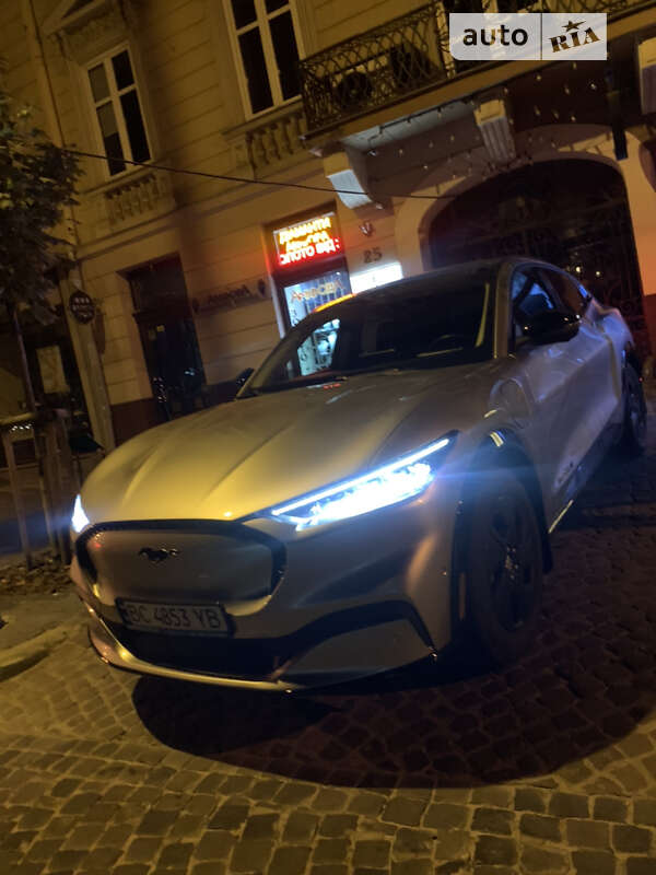 Внедорожник / Кроссовер Ford Mustang Mach-E 2021 в Львове