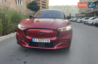 Позашляховик / Кросовер Ford Mustang Mach-E 2021 в 