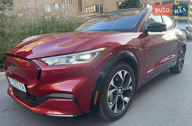 Позашляховик / Кросовер Ford Mustang Mach-E 2021 в 