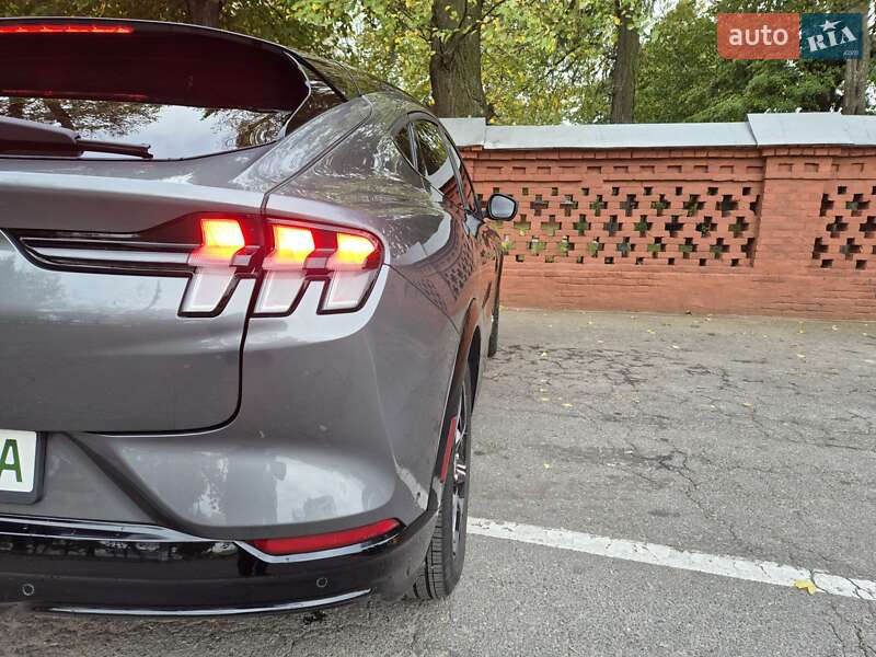 Позашляховик / Кросовер Ford Mustang Mach-E 2022 в Вінниці