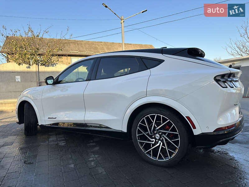 Позашляховик / Кросовер Ford Mustang Mach-E 2022 в Івано-Франківську