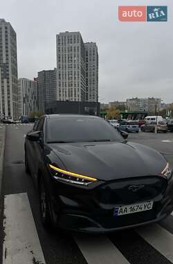 Позашляховик / Кросовер Ford Mustang Mach-E 2022 в Києві