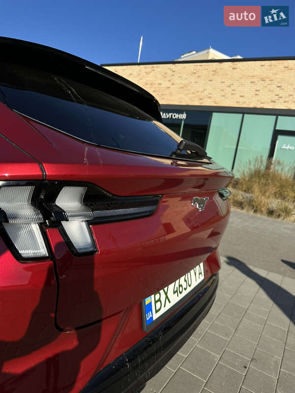 Внедорожник / Кроссовер Ford Mustang Mach-E 2022 в Хмельницком