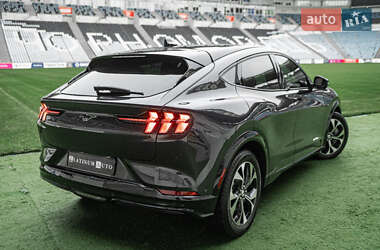 Внедорожник / Кроссовер Ford Mustang Mach-E 2022 в 