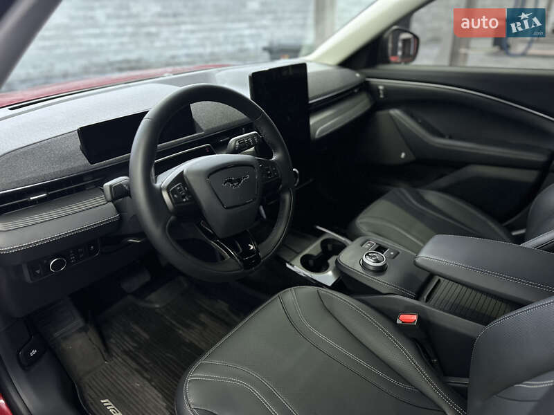 Позашляховик / Кросовер Ford Mustang Mach-E 2023 в Рівному