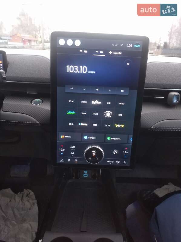 Внедорожник / Кроссовер Ford Mustang Mach-E 2022 в Киеве