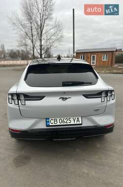 Позашляховик / Кросовер Ford Mustang Mach-E 2022 в 