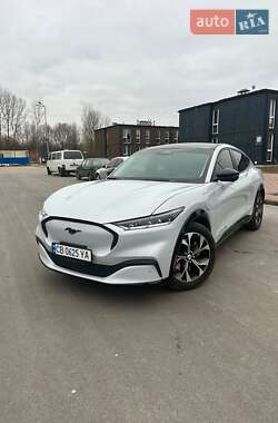Позашляховик / Кросовер Ford Mustang Mach-E 2022 в 
