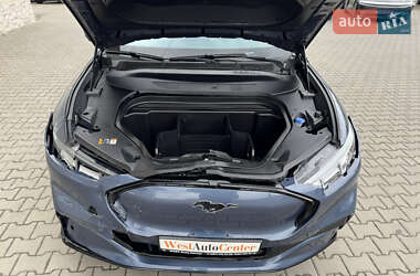 Внедорожник / Кроссовер Ford Mustang Mach-E 2021 в 