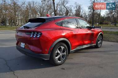 Внедорожник / Кроссовер Ford Mustang Mach-E 2021 в 