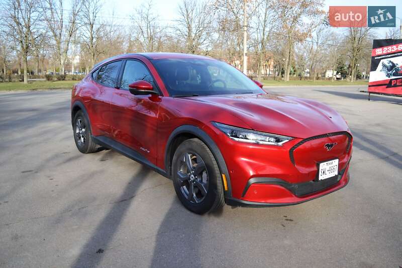 Внедорожник / Кроссовер Ford Mustang Mach-E 2021 в 