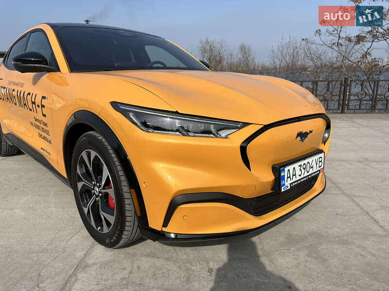 Позашляховик / Кросовер Ford Mustang Mach-E 2023 в Дніпрі