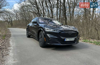 Позашляховик / Кросовер Ford Mustang Mach-E 2022 в 