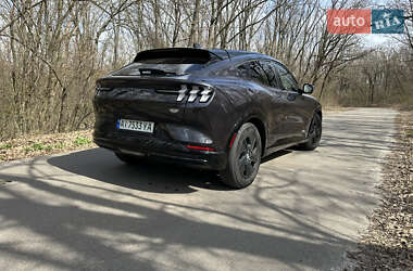 Позашляховик / Кросовер Ford Mustang Mach-E 2022 в 
