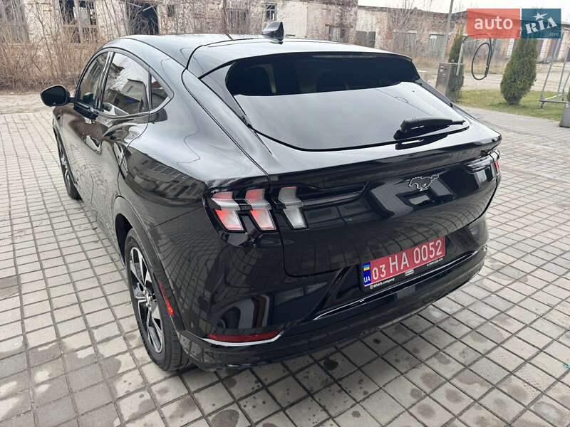 Позашляховик / Кросовер Ford Mustang Mach-E 2022 в Сарнах