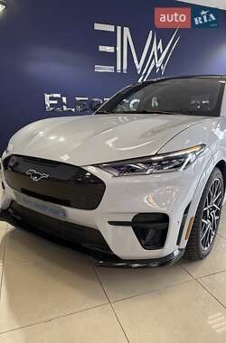 Внедорожник / Кроссовер Ford Mustang Mach-E 2022 в 