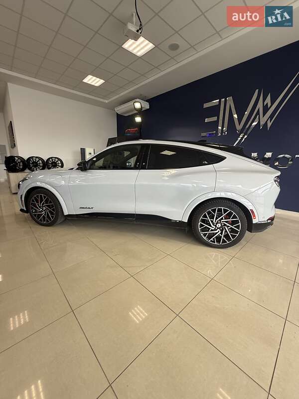Позашляховик / Кросовер Ford Mustang Mach-E 2022 в Кропивницькому