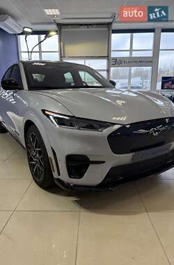 Внедорожник / Кроссовер Ford Mustang Mach-E 2022 в 
