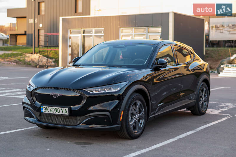 Внедорожник / Кроссовер Ford Mustang Mach-E 2022 в 