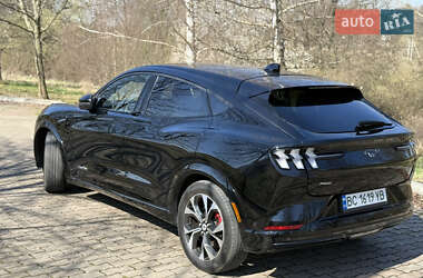 Внедорожник / Кроссовер Ford Mustang Mach-E 2021 в 