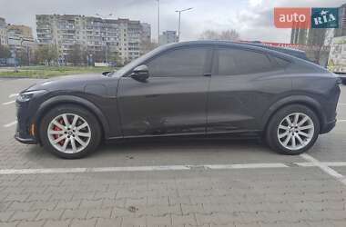 Внедорожник / Кроссовер Ford Mustang Mach-E 2021 в 