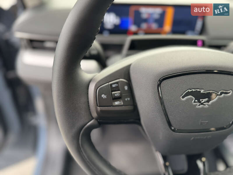 Внедорожник / Кроссовер Ford Mustang Mach-E 2022 в Киеве