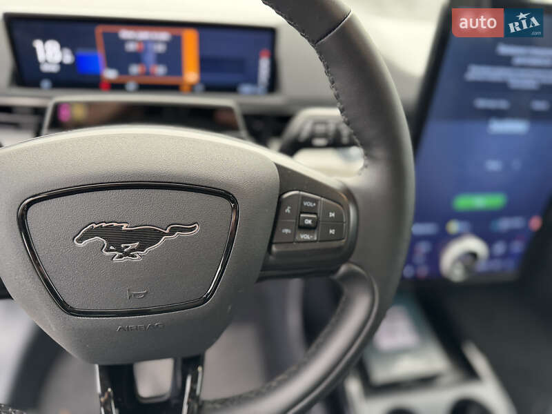 Внедорожник / Кроссовер Ford Mustang Mach-E 2022 в Киеве