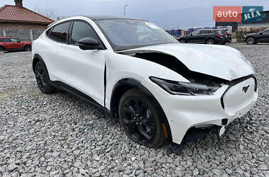 Позашляховик / Кросовер Ford Mustang Mach-E 2023 в 
