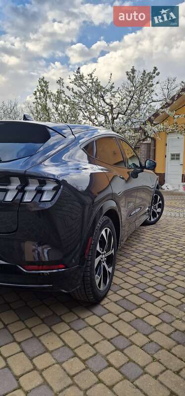 Позашляховик / Кросовер Ford Mustang Mach-E 2022 в Івано-Франківську