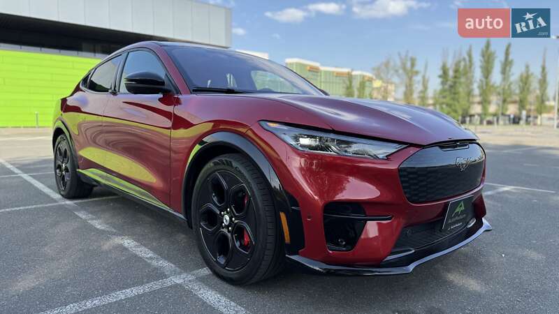 Позашляховик / Кросовер Ford Mustang Mach-E 2022 в Києві