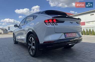 Внедорожник / Кроссовер Ford Mustang Mach-E 2022 в 