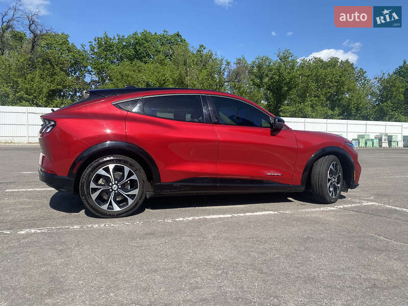 Внедорожник / Кроссовер Ford Mustang Mach-E 2022 в Кременчуге