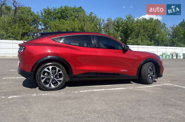 Внедорожник / Кроссовер Ford Mustang Mach-E 2022 в 