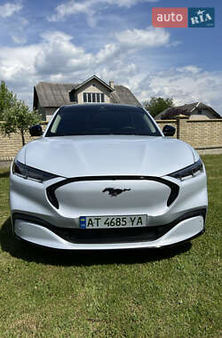 Позашляховик / Кросовер Ford Mustang Mach-E 2021 в 