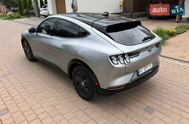 Позашляховик / Кросовер Ford Mustang Mach-E 2021 в 