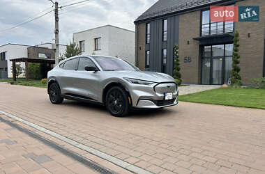 Позашляховик / Кросовер Ford Mustang Mach-E 2021 в 