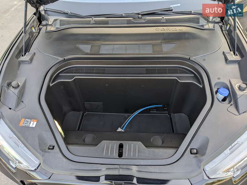 Позашляховик / Кросовер Ford Mustang Mach-E 2021 в Рівному