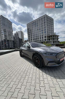 Внедорожник / Кроссовер Ford Mustang Mach-E 2021 в 
