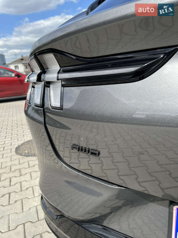 Внедорожник / Кроссовер Ford Mustang Mach-E 2021 в Львове