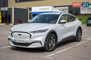 Позашляховик / Кросовер Ford Mustang Mach-E 2021 в 