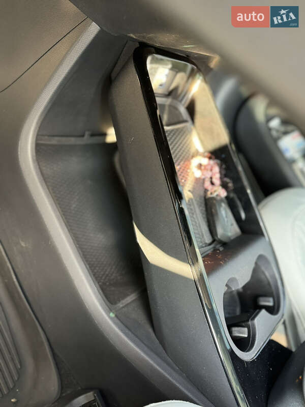 Внедорожник / Кроссовер Ford Mustang Mach-E 2023 в Каменском фото 16 Внедорожник / Кроссовер Ford Mustang Mach-E 2023 в Каменском