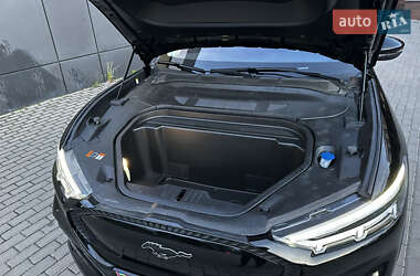 Позашляховик / Кросовер Ford Mustang Mach-E 2022 в 