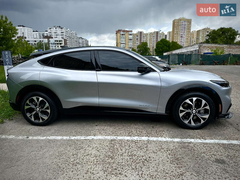 Внедорожник / Кроссовер Ford Mustang Mach-E 2021 в Киеве фото 4 Внедорожник / Кроссовер Ford Mustang Mach-E 2021 в Киеве